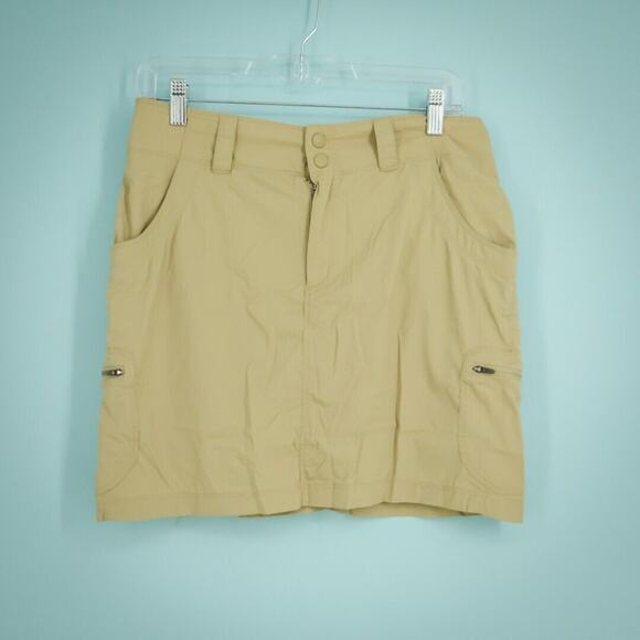 L.L. Bean Size 6 Khaki Water Repellant Comfort Trail Outdoor Active Pocket Skort - Picture 1 of 7